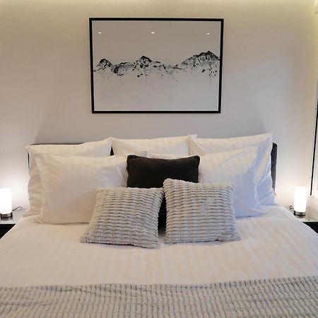 Moderne Wohnung an toller Lage in Laax Exterior foto